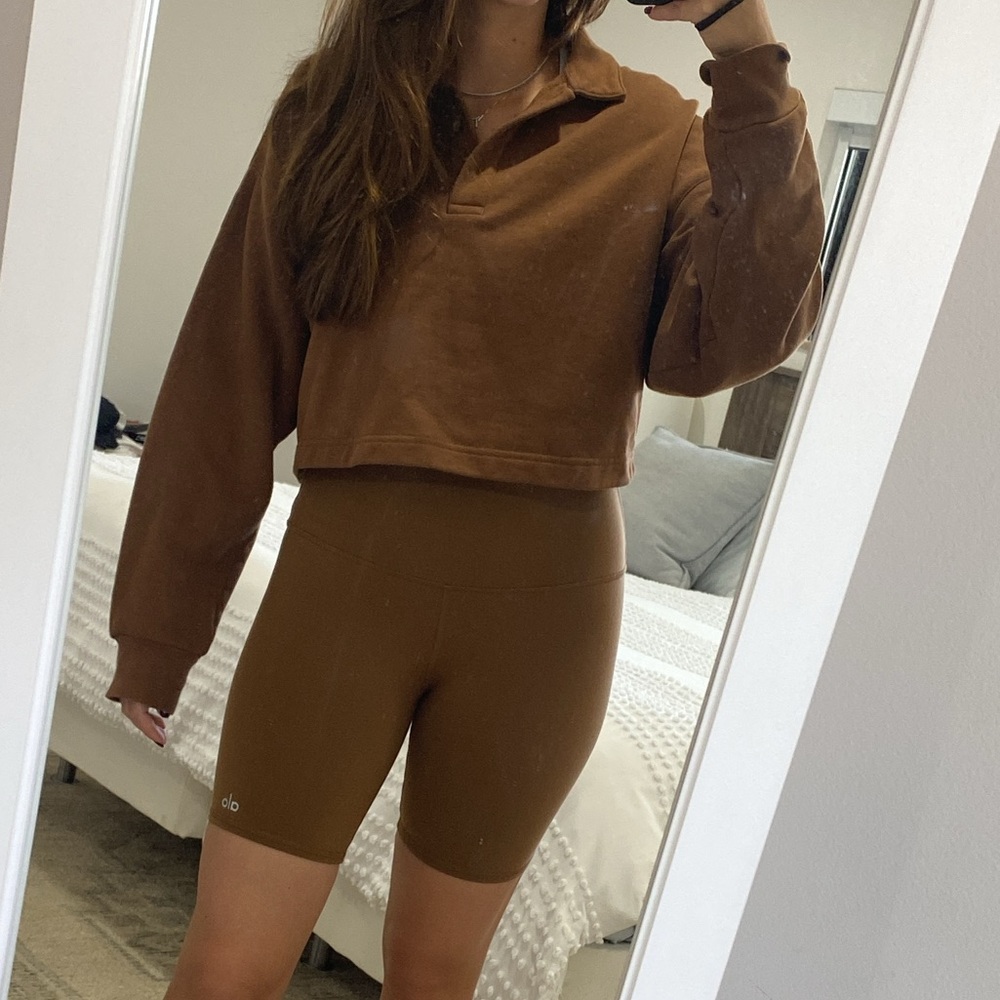 ALO cropped henley pullover